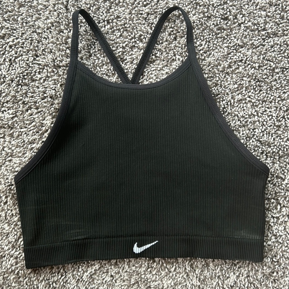 Nike cropped tank top